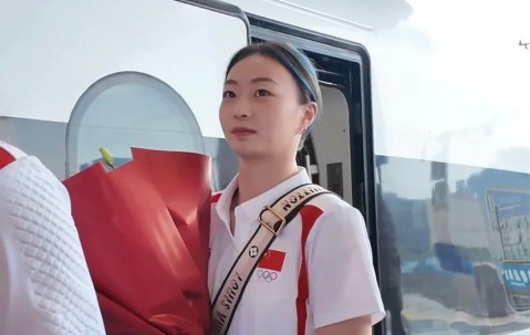 莎拉波娃迎来七赛季出色发挥，巴塞罗那观众热烈欢呼！的简单介绍-kaiyun开云官网