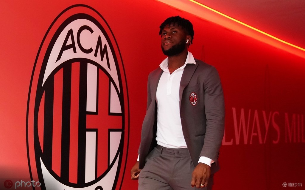 宣布战争状态发布动员令的是谁 宣布战争状态发布动员令的是谁